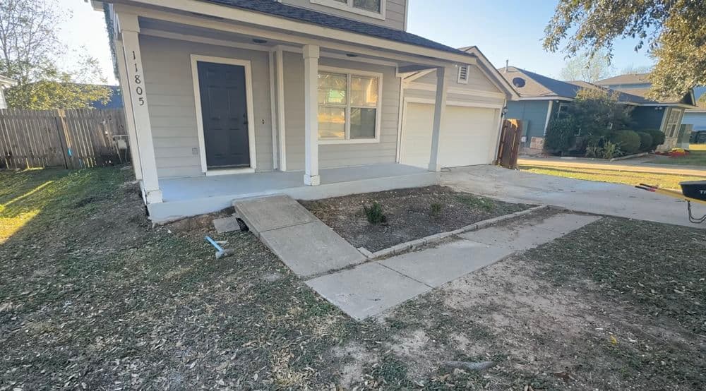 Gallery photos for Front Yard Landscaping in Manor, Tx: Image #1