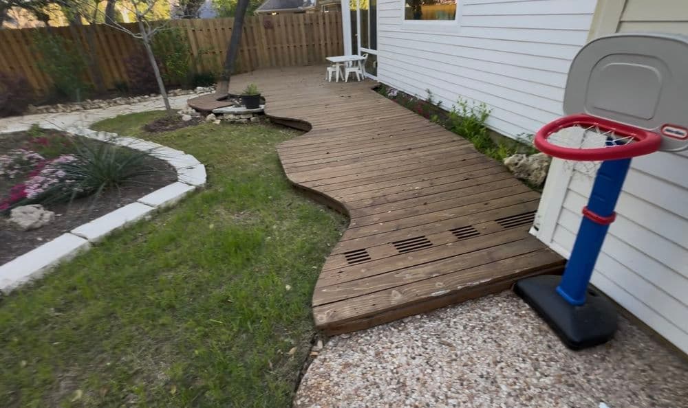 Gallery photos for Composite Deck in Austin, Tx: Image #1